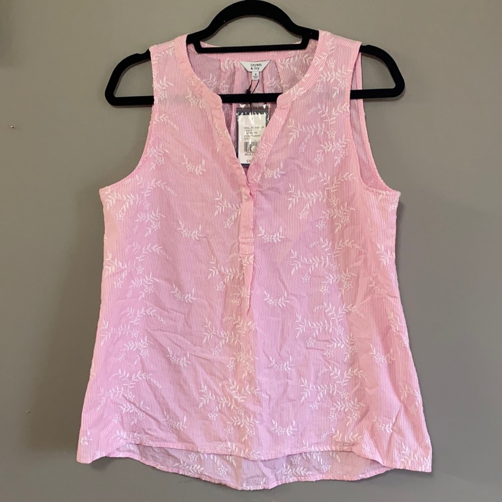 Crown and Ivy Tank NWT